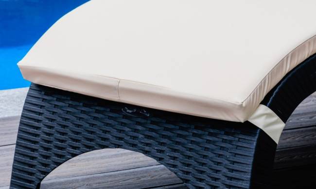 Пластиковый шезлонг Royal Family MARK антрацит (с матрасом)