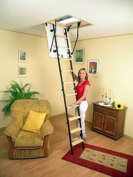 Чердачная складная лестница Stallux 265 90х70 Чердачная складная лестница Stallux 265 90х70