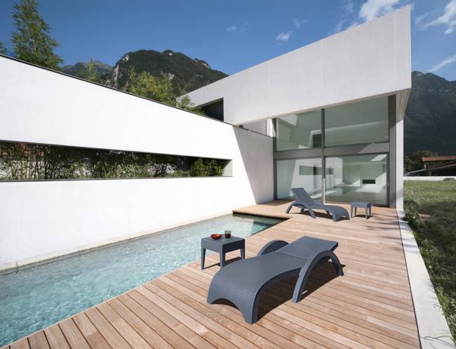 Столик плетеный для шезлонга GT 1009 антрацит 450х450х450 мм Столик плетеный для шезлонга GT 1009 антрацит 450х450х450 мм